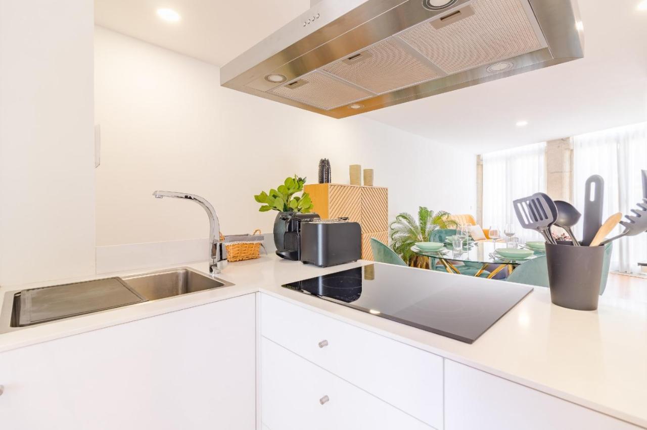 Ohh- Padre Antonio Vieira Flat D - 2Bedroom Near The Train Station Porto Exterior foto